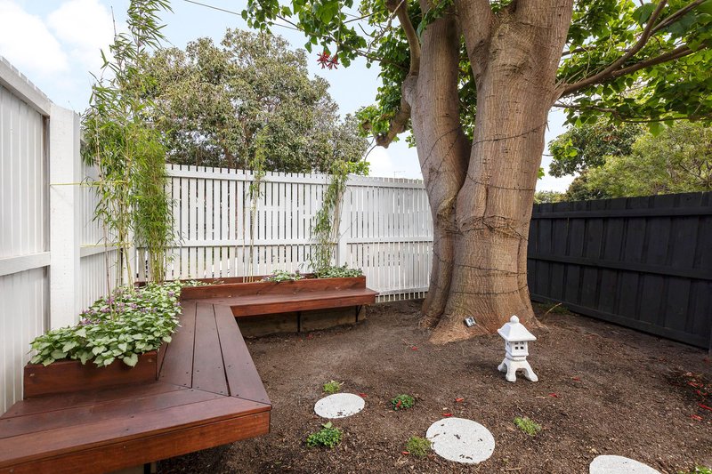 Photo - 3/187 Beach Street, Frankston VIC 3199 - Image 10