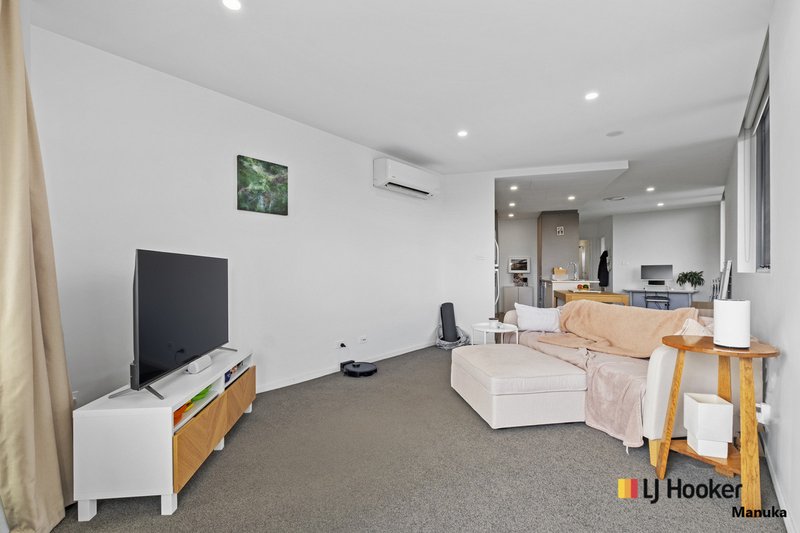 Photo - 318/7 Irving Street, Phillip ACT 2606 - Image 1