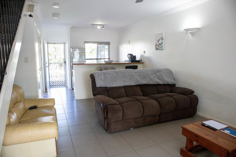 Photo - 3/189 Spence Street, Bungalow QLD 4870 - Image 7