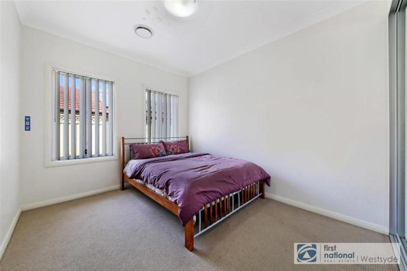 Photo - 3/189 Targo Road, Girraween NSW 2145 - Image 5