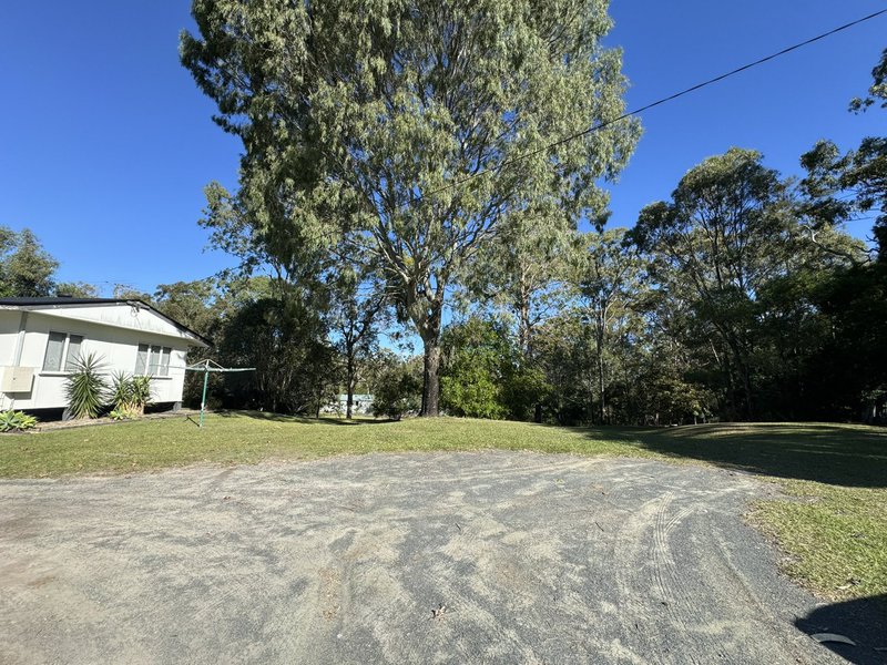 Photo - 319-323 Bestmann Road, Godwin Beach QLD 4511 - Image 2