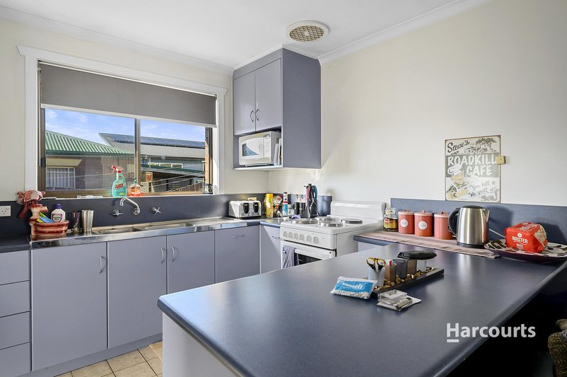 Photo - 3/19 Abbott Street, Upper Burnie TAS 7320 - Image 4