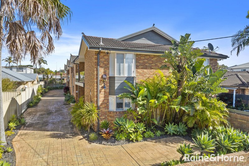 Photo - 3/19 Bay Road, The Entrance NSW 2261 - Image 1