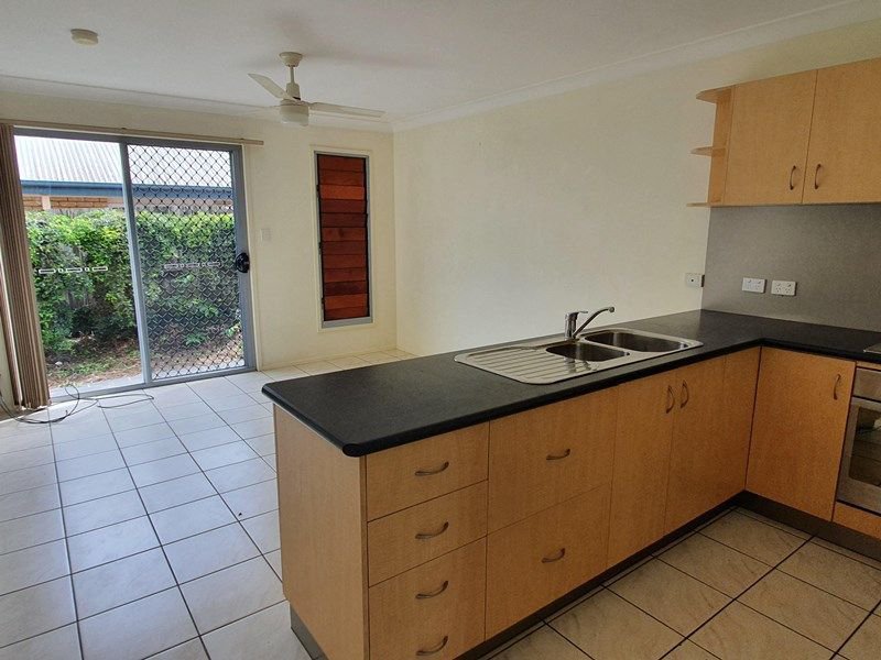 Photo - 3/19 Bergin Street, Booval QLD 4304 - Image 2