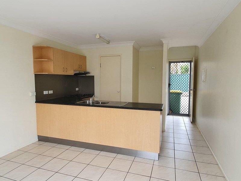 Photo - 3/19 Bergin Street, Booval QLD 4304 - Image 3