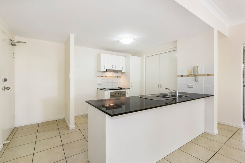 Photo - 3/19 Bradbury Street, Nundah QLD 4012 - Image 5