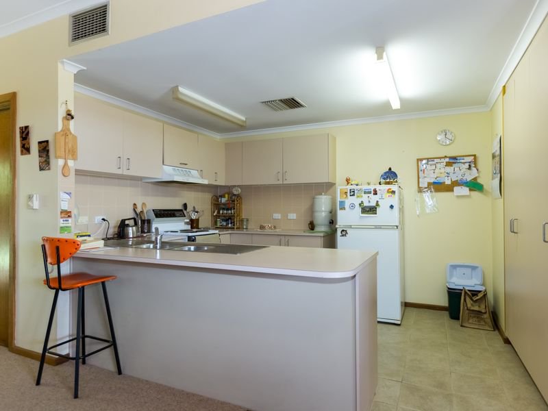 Photo - 3/19 Chewings Street, East Side NT 0870 - Image 4