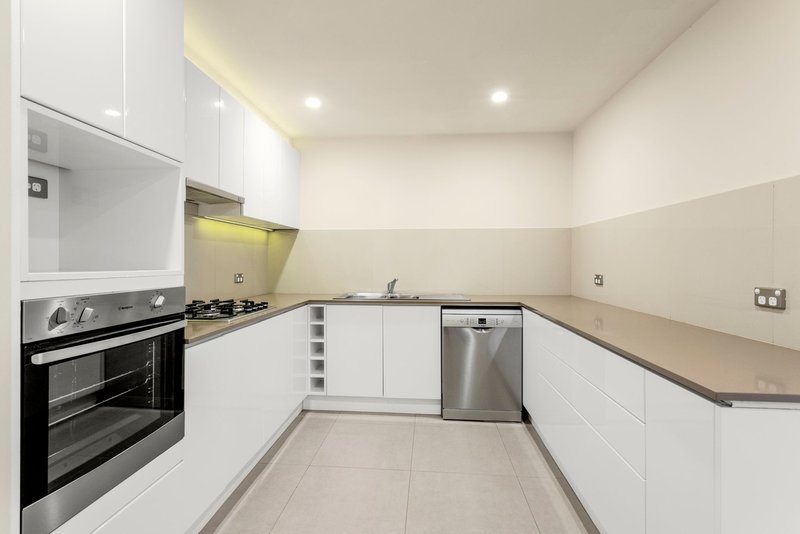 Photo - 3/19 Lillimur Road, Ormond VIC 3204 - Image 5