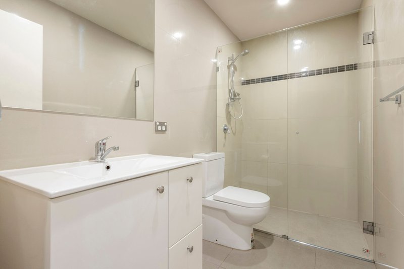 Photo - 3/19 Lillimur Road, Ormond VIC 3204 - Image 6