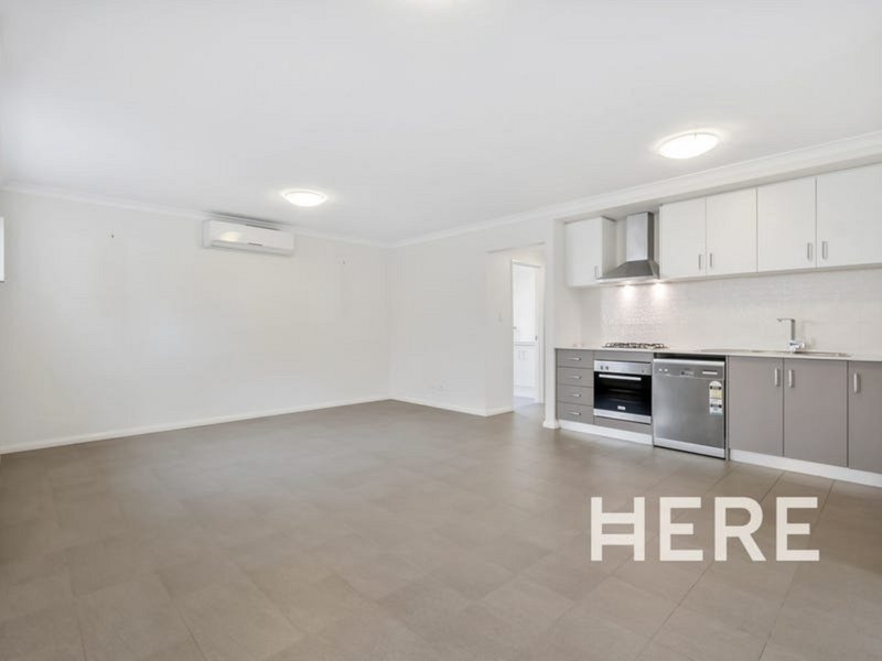 Photo - 3/19 Selina Street, Innaloo WA 6018 - Image 4