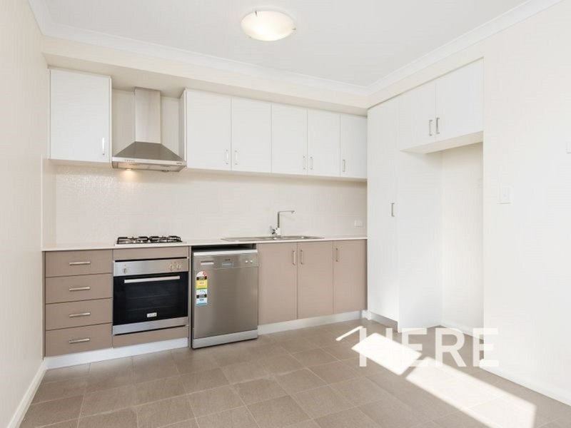 Photo - 3/19 Selina Street, Innaloo WA 6018 - Image 5