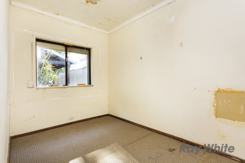 Photo - 319 Vahland Avenue, Willetton WA 6155 - Image 14