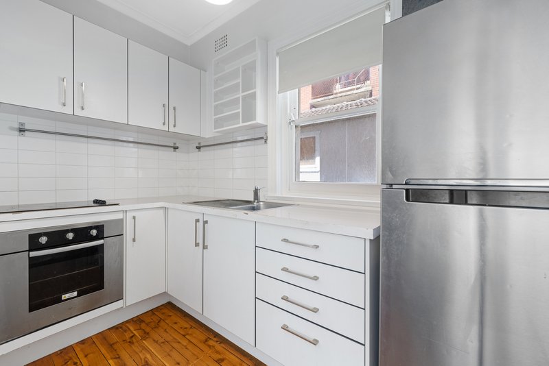 Photo - 3/19 Wellington Street, Bondi NSW 2026 - Image 3