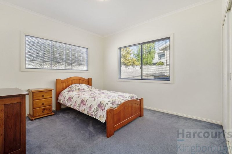 Photo - 3/190 Roslyn Avenue, Blackmans Bay TAS 7052 - Image 12