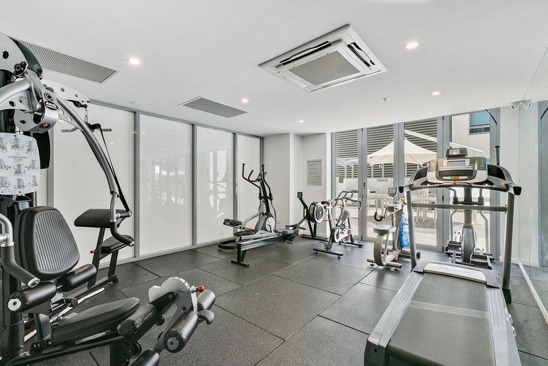Photo - 319/19 Imperial Parade, Labrador QLD 4215 - Image 23