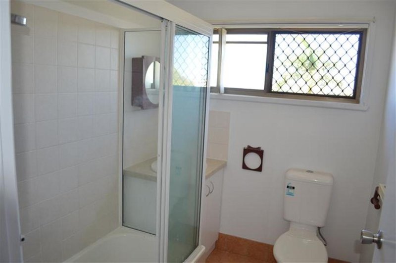 Photo - 3/196 Auckland Street, South Gladstone QLD 4680 - Image 5