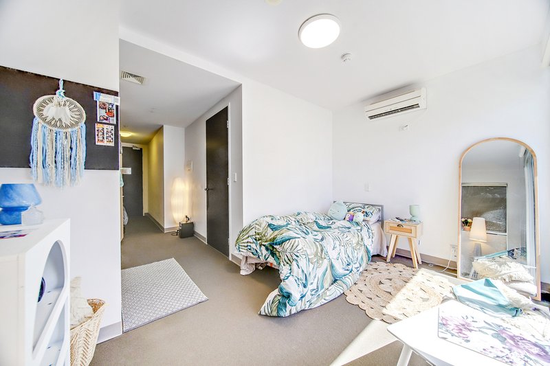 Photo - 319&605/304 Waymouth Street, Adelaide SA 5000 - Image 3