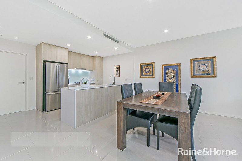 Photo - 31/97 Caddies Boulevard, Rouse Hill NSW 2155 - Image 3