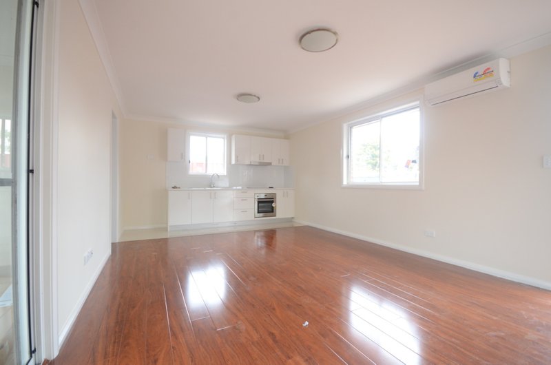 Photo - 31A Gooreen Street, Lidcombe NSW 2141 - Image 4