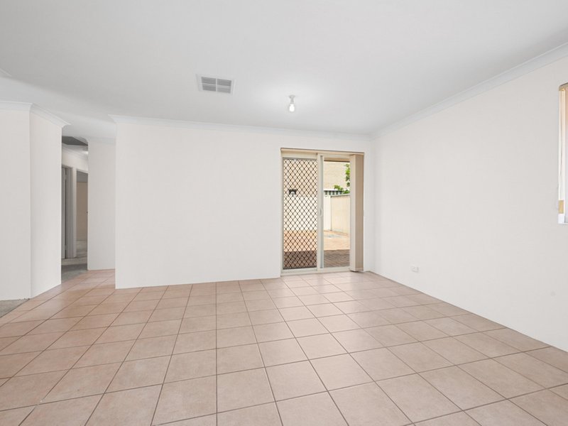 Photo - 31A Houston Avenue, Dianella WA 6059 - Image 10