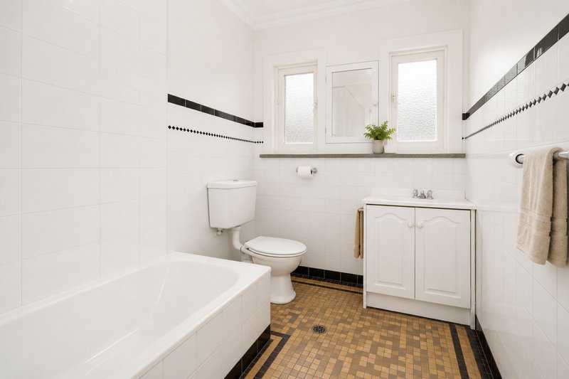 Photo - 31A Kitchener Street, Maroubra NSW 2035 - Image 5