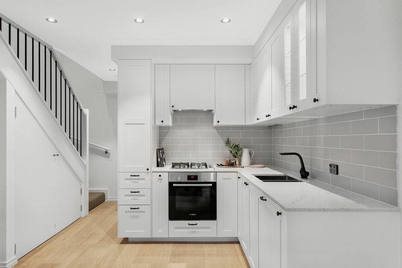 Photo - 3/1A Kokaribb Road, Carnegie VIC 3163 - Image 5