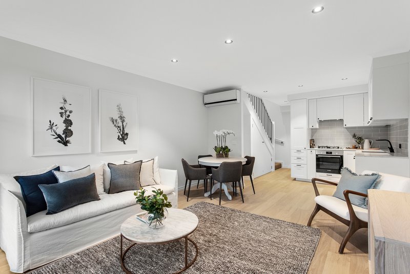 Photo - 3/1A Kokaribb Road, Carnegie VIC 3163 - Image 6