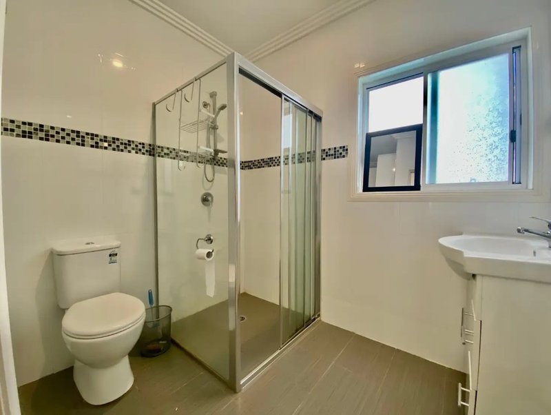 Photo - 31a Lorikeet Crescent, Green Valley NSW 2168 - Image 7