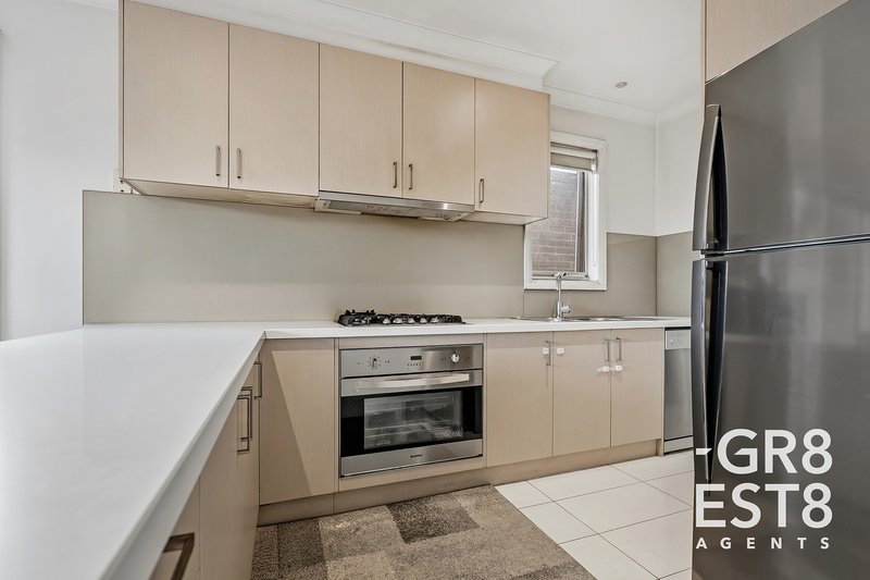 Photo - 31a Maramba Drive, Narre Warren VIC 3805 - Image 2