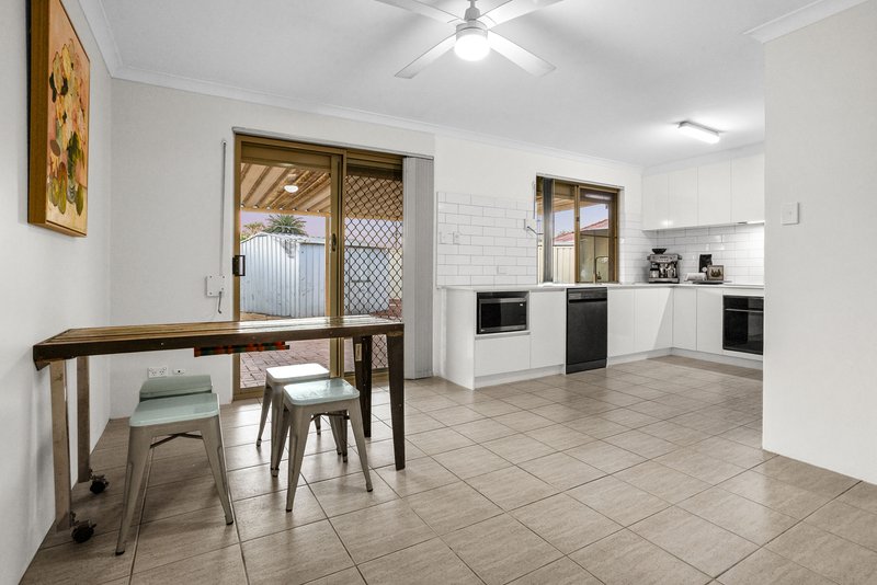 Photo - 31A Moreton Crescent, Warnbro WA 6169 - Image 7