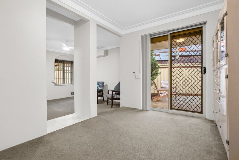 Photo - 31A Moreton Crescent, Warnbro WA 6169 - Image 13