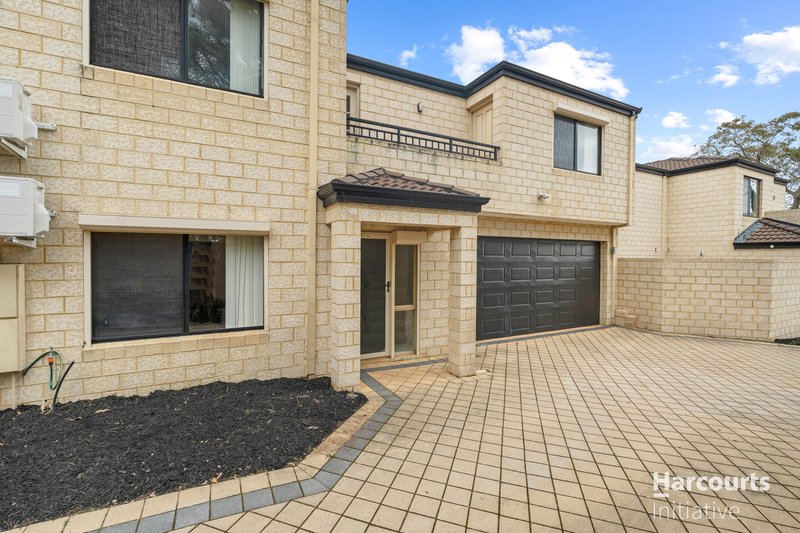 Photo - 31B Maroog Way, Nollamara WA 6061 - Image 3