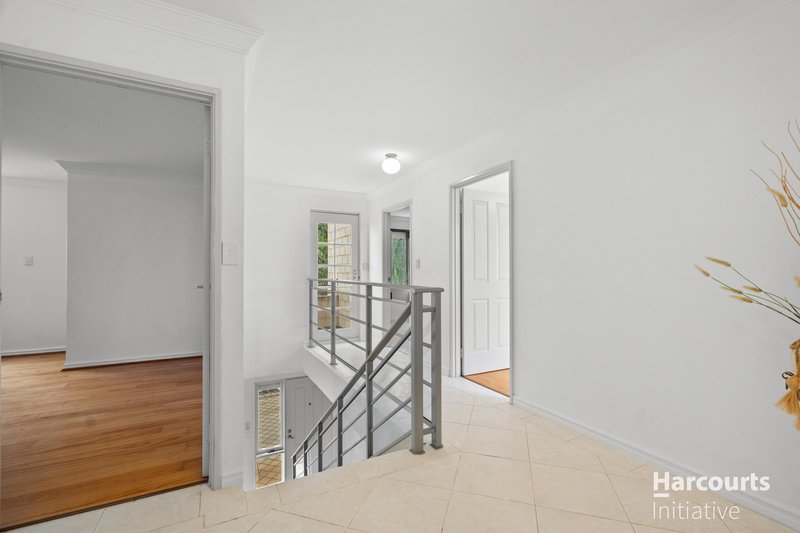 Photo - 31B Maroog Way, Nollamara WA 6061 - Image 22