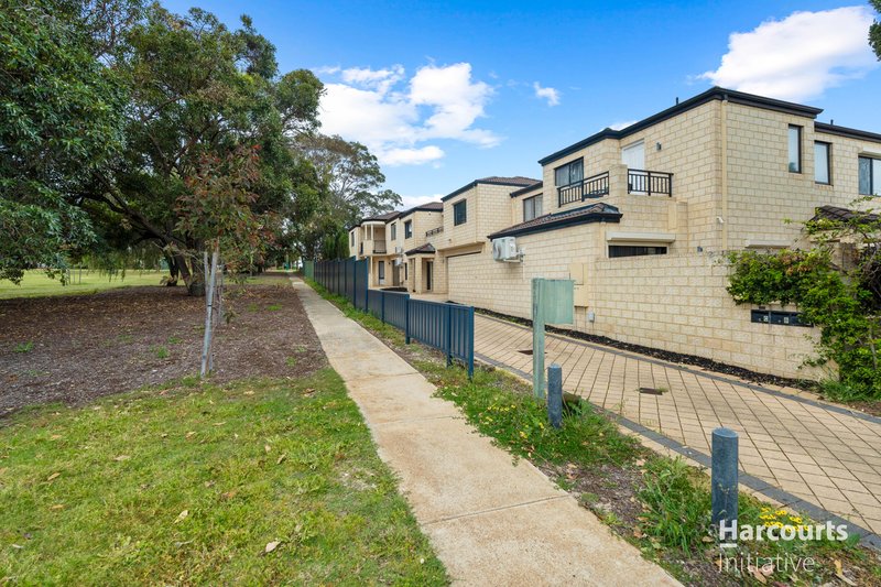 Photo - 31B Maroog Way, Nollamara WA 6061 - Image 34