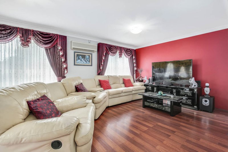 Photo - 31B Vella Crescent, Blacktown NSW 2148 - Image 2