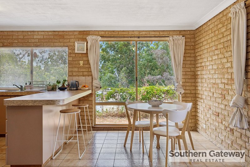 31B Winchester Way, Leeming WA 6149