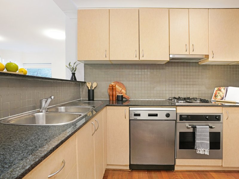 Photo - 3/2-14 Bunn Street, Pyrmont NSW 2009 - Image 3