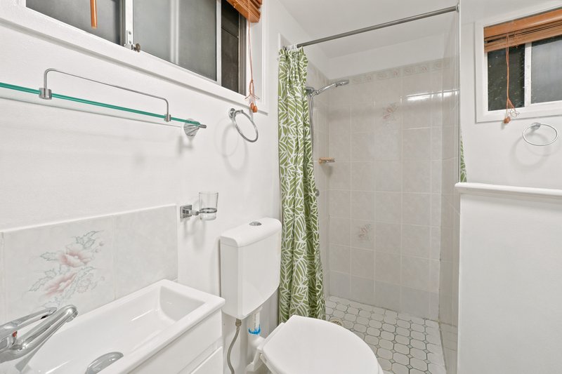 Photo - 32 & 32A Bass Street, Colyton NSW 2760 - Image 11