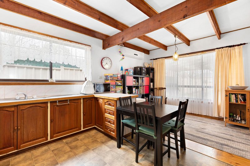 Photo - 32 & 32a Fulham Grove, Reservoir VIC 3073 - Image 6