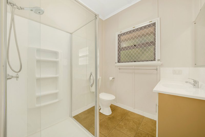 Photo - 32-34 Auckland Street, Gladstone Central QLD 4680 - Image 15