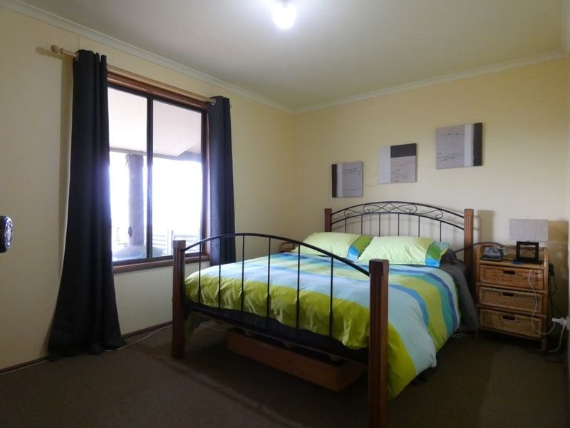 Photo - 32 - 34 Bayview Road, Point Turton SA 5575 - Image 12