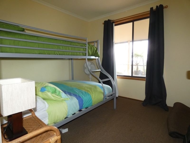 Photo - 32 - 34 Bayview Road, Point Turton SA 5575 - Image 13