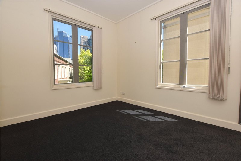 Photo - 3/2-6 Wellington Crescent, East Melbourne VIC 3002 - Image 6