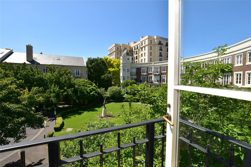 Photo - 3/2-6 Wellington Crescent, East Melbourne VIC 3002 - Image 10
