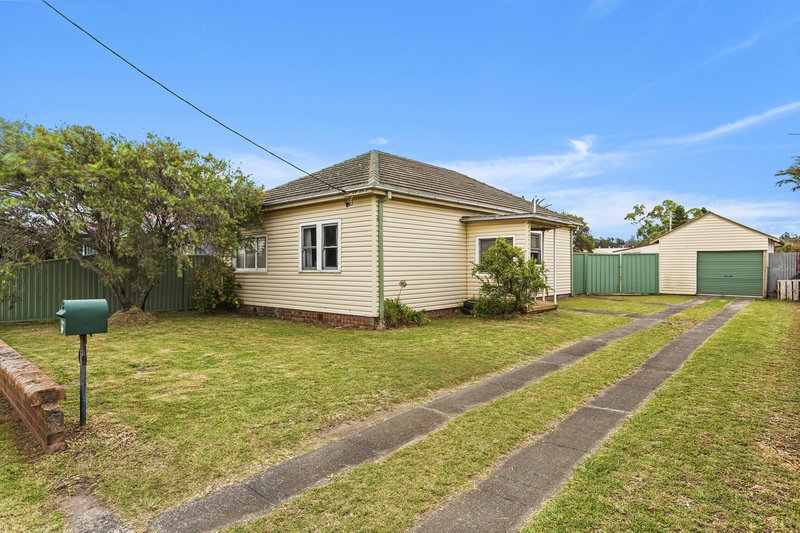 32 Addison Avenue, Lake Illawarra NSW 2528