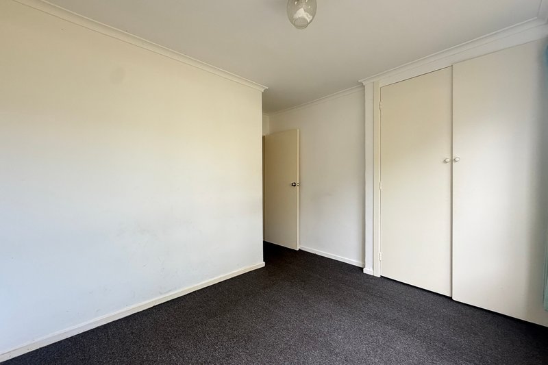 Photo - 3/2 Adelaide Street, Murrumbeena VIC 3163 - Image 8