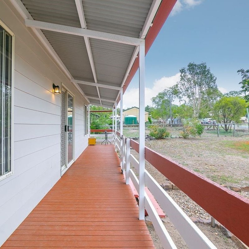 Photo - 32 Advance Court, Kensington Grove QLD 4341 - Image 2