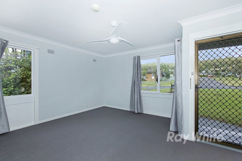 Photo - 32 Akora Street, Toronto NSW 2283 - Image 6