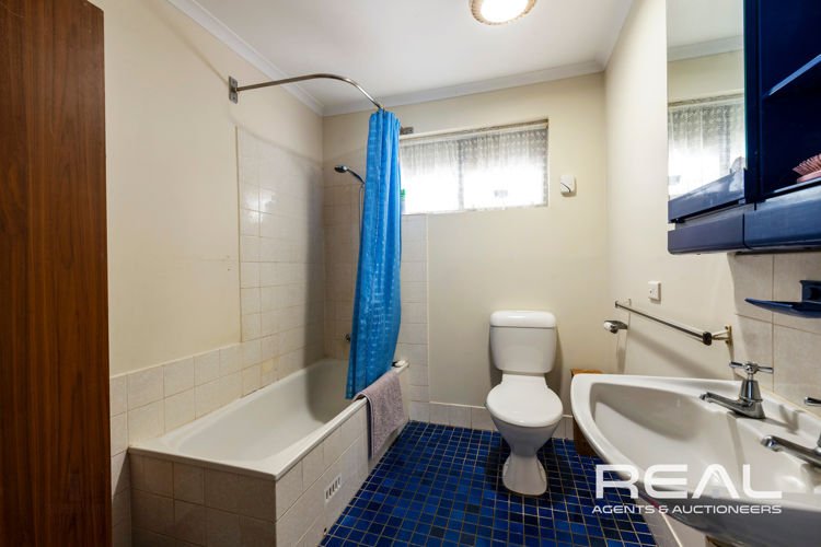 Photo - 32 Alabar Crescent, Globe Derby Park SA 5110 - Image 15