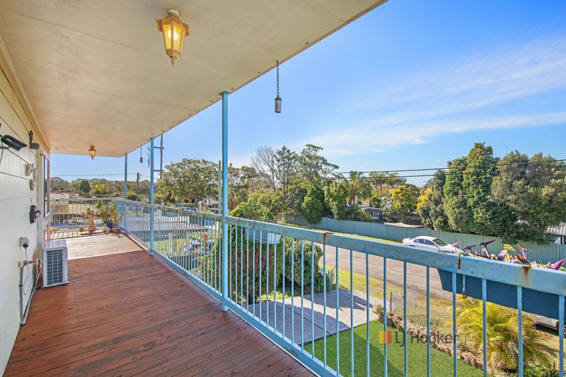 Photo - 32 Alan Avenue, Charmhaven NSW 2263 - Image 8